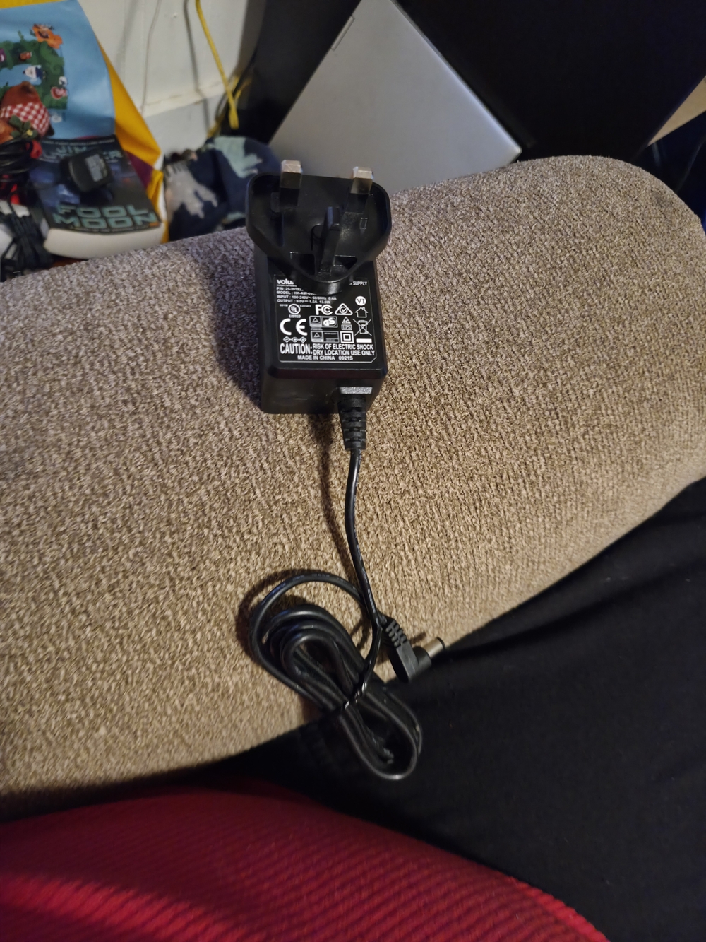 Volu Power Adapter w/ 9V 1.5A Output